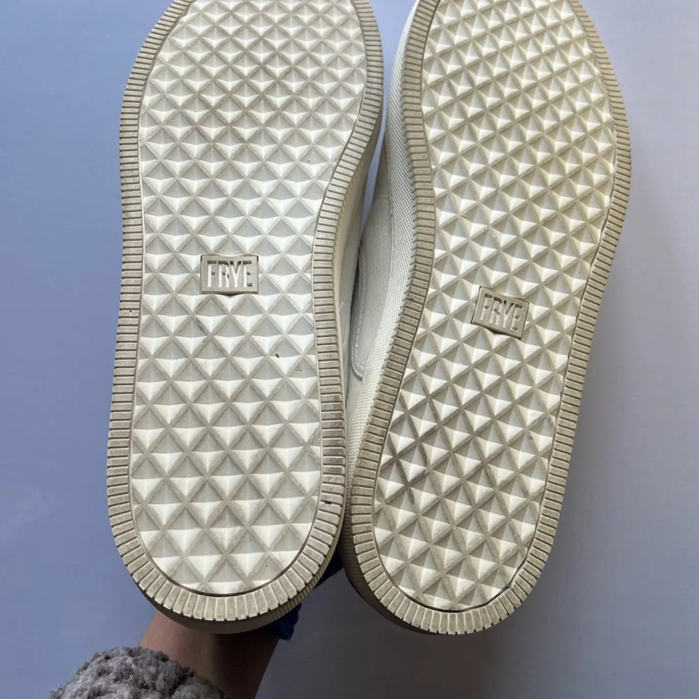 FRYE White Leather Slip-On Shoes‎